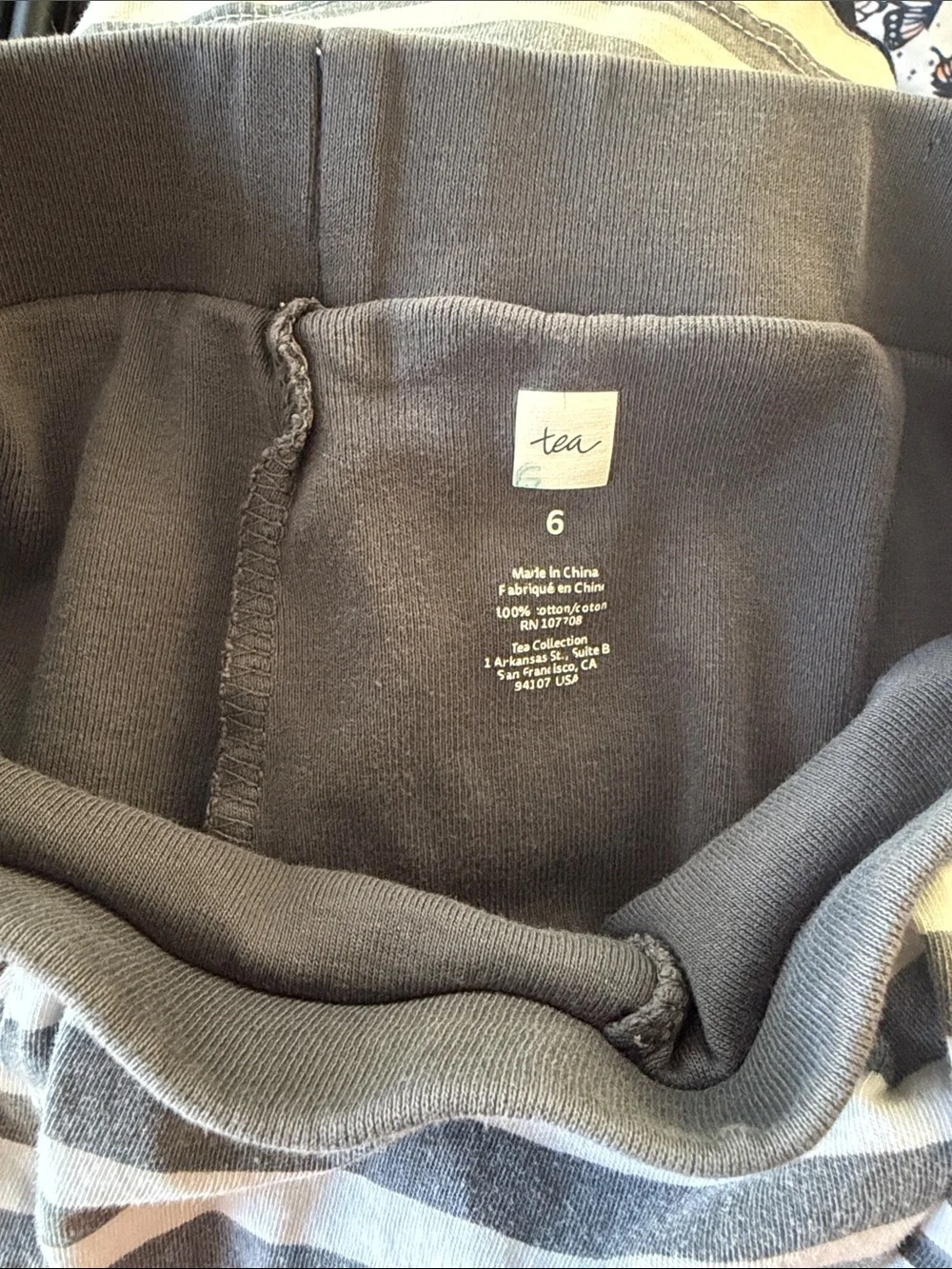 Tea Collection soft gray